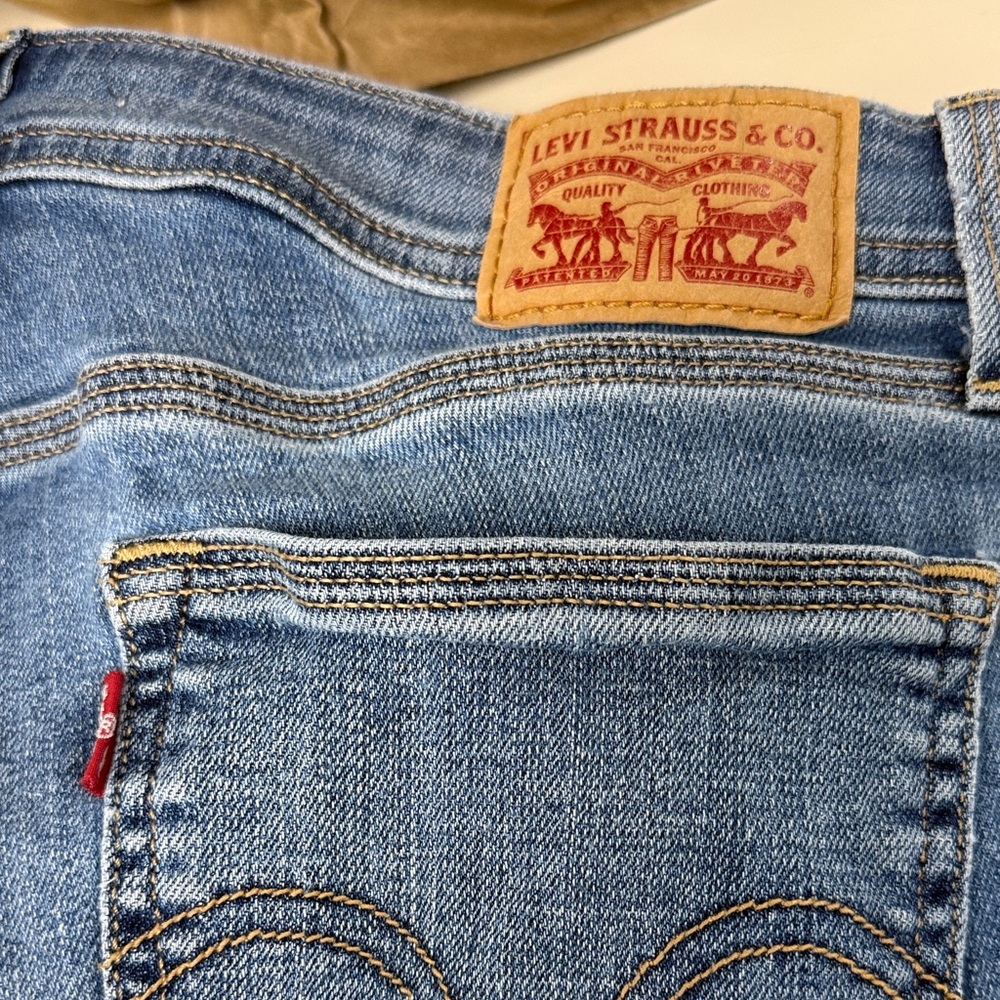 Size 16 Levi's Women's Denim Boot Cut Jeans